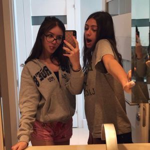 Meet your Posher, Lily